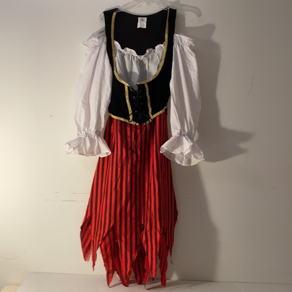 Spirit Dresses & Skirts - Buccaneer beauty costume